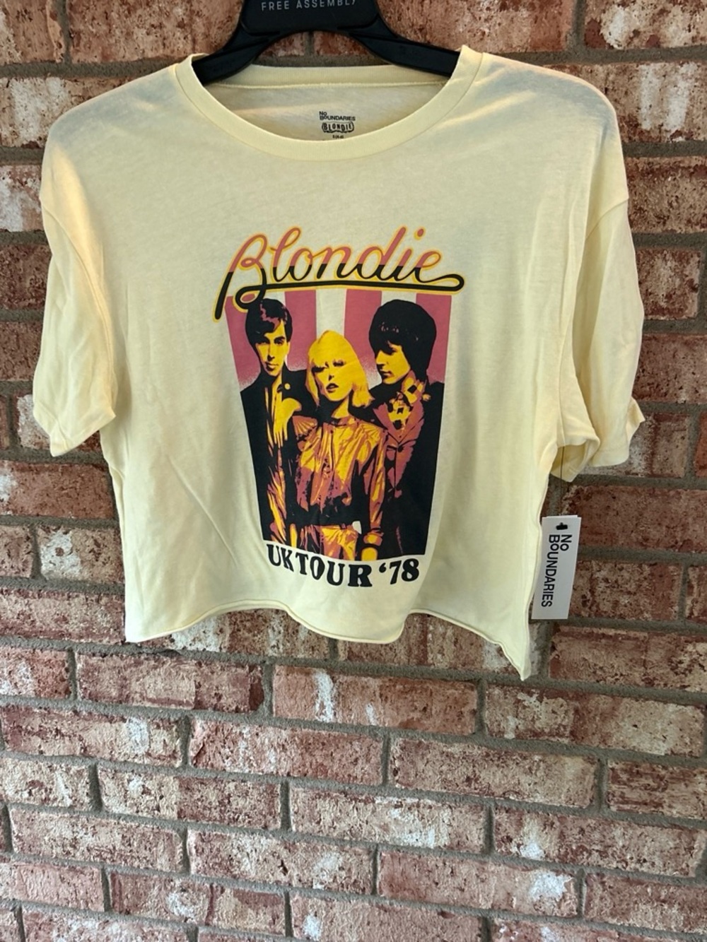 wonder nation Yellow Blondie Graphic Crop Top